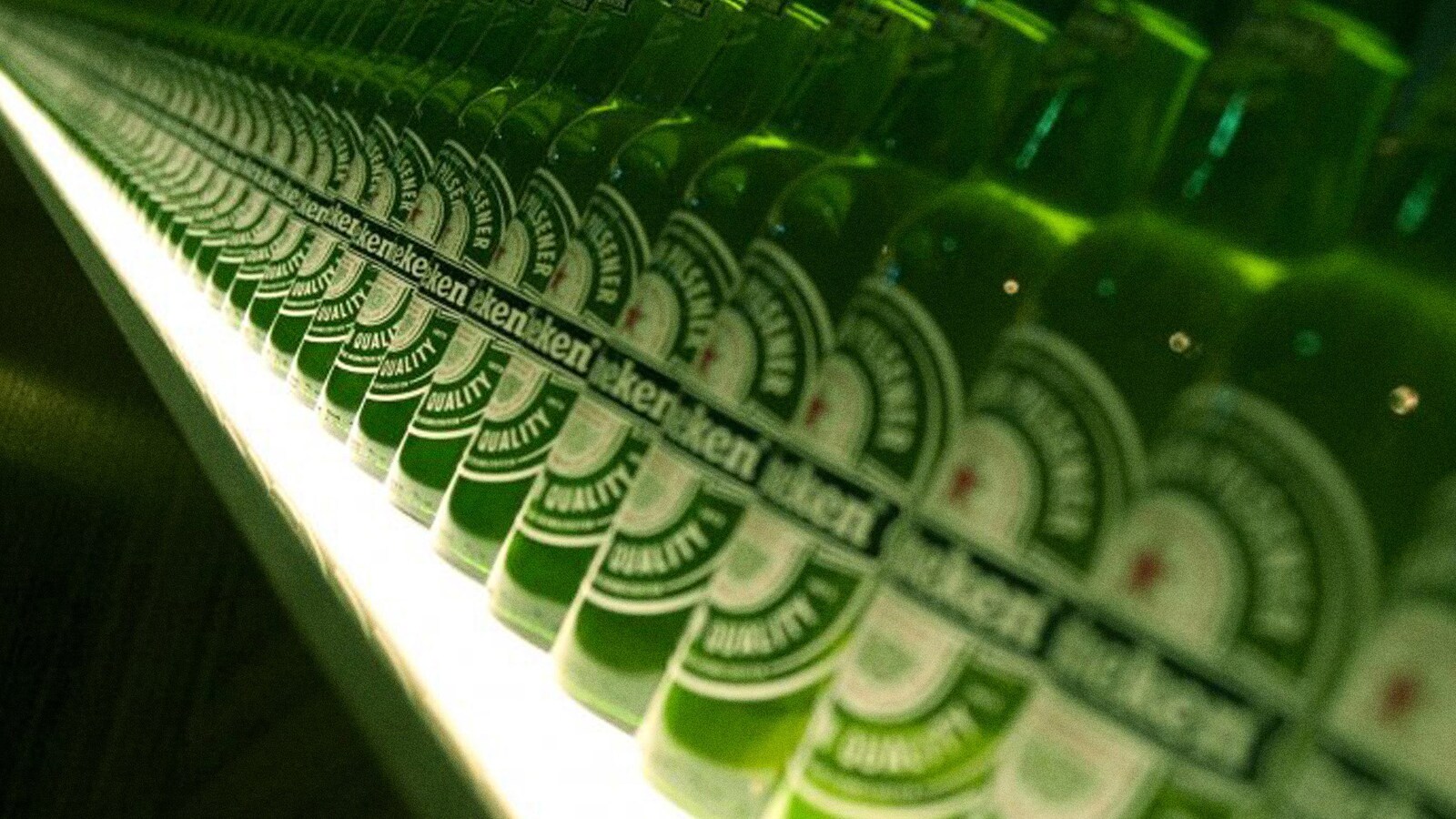 the-magic-of-heineken-2014