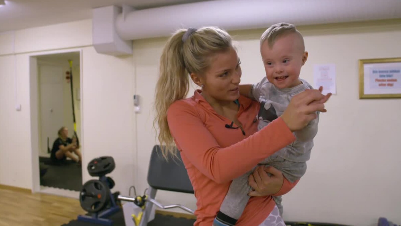 Unga Mammor Säsong 1 Avsnitt 18 TVserier online Viaplay