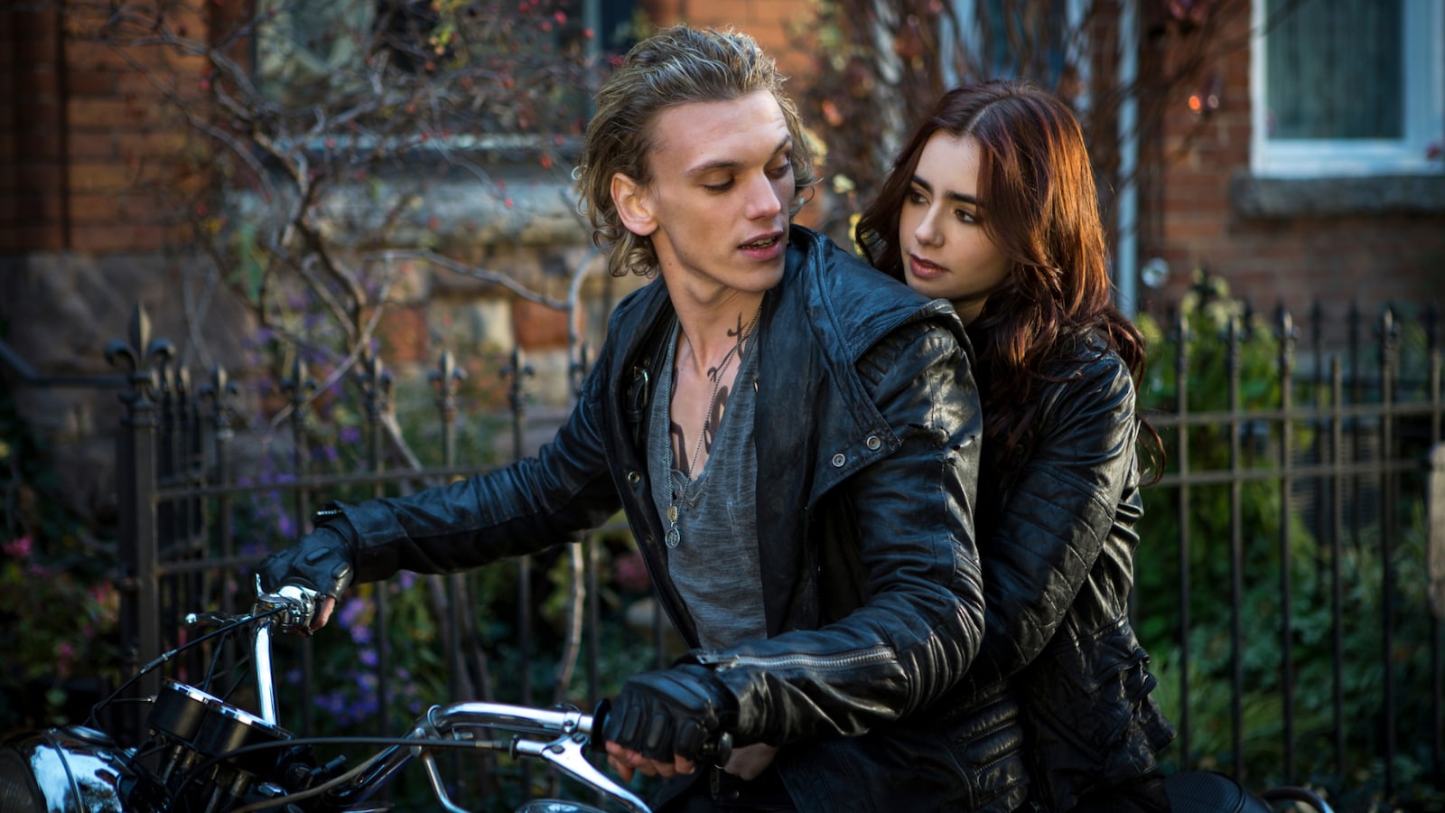 the-mortal-instruments-city-of-bones-2013